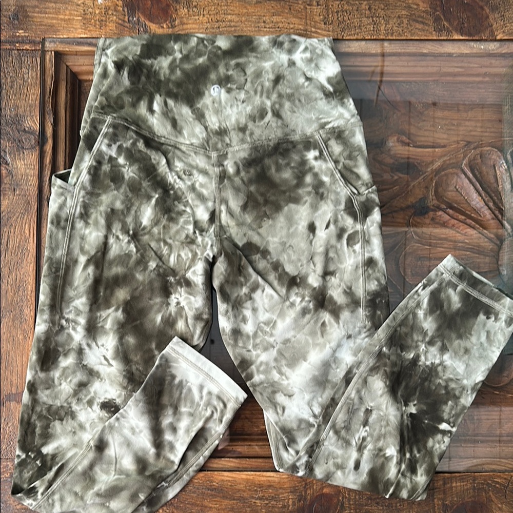 Lulu align leggings with pockets